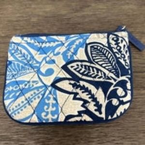 Vera Bradley Zip Pouch in Georgia Print